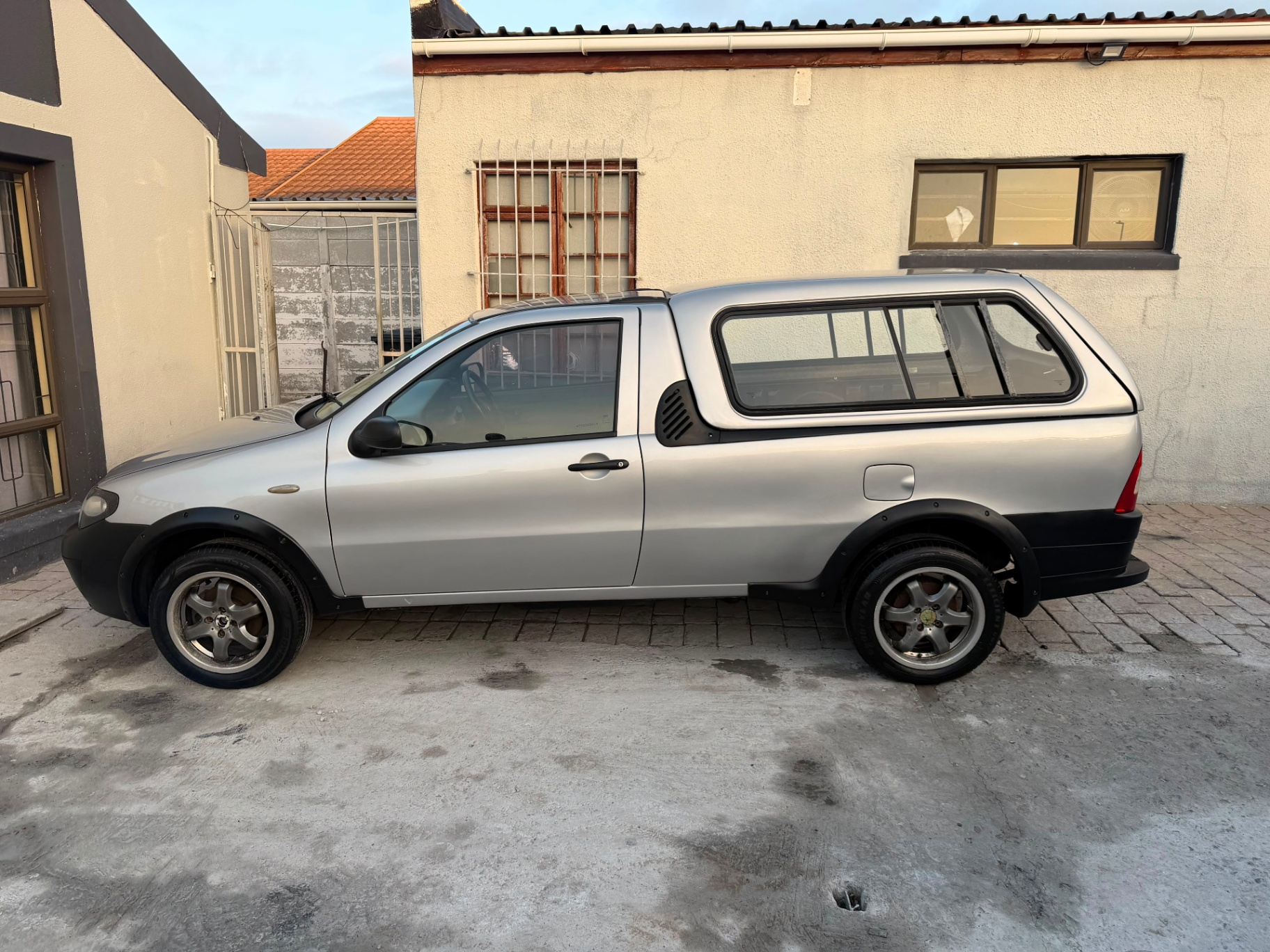 Finished vehicle
