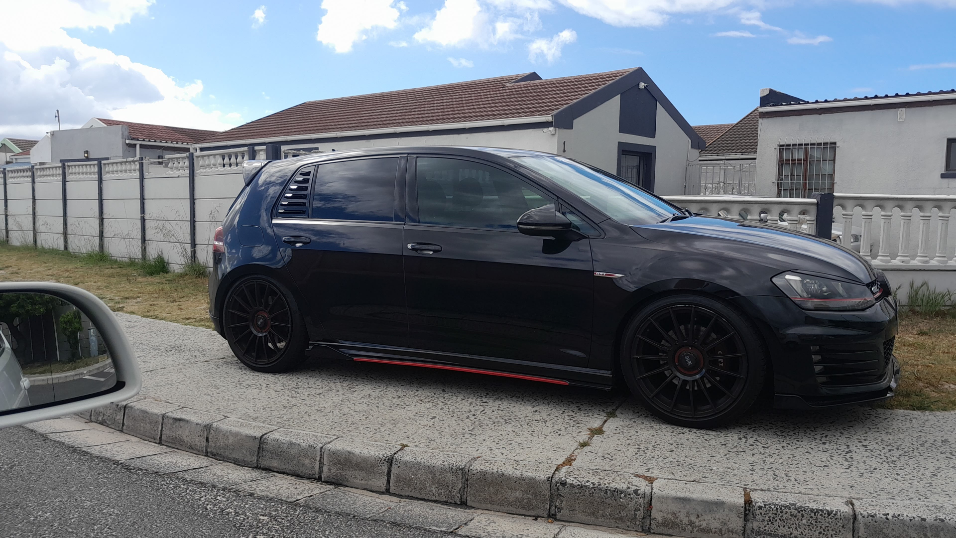 Finished vehicle
